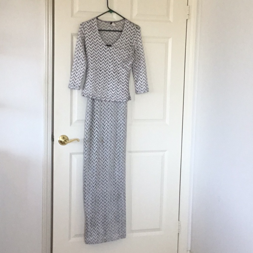 LADIES EVENING DRESS